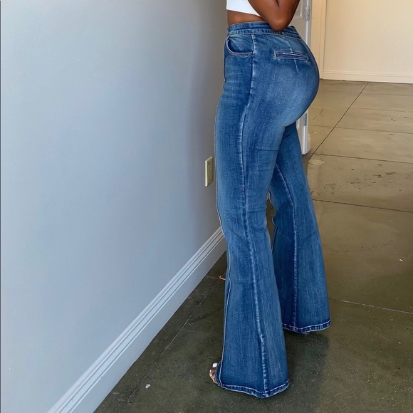 🔥 Brand New 🔥 "Hot Stuff" Jeans - Picture 2 of 6